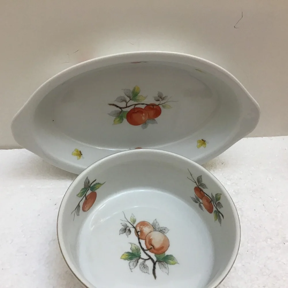 VTG set of 2 Baking Dishes-Fruit Design-From Oven To Table-Home Kitchen Cooking